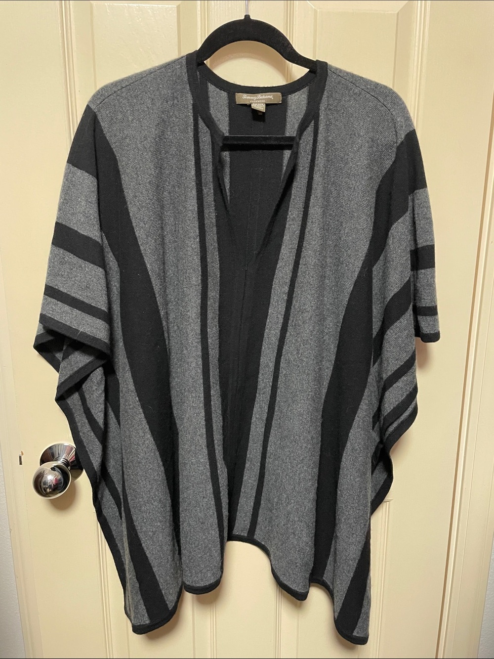 Tommy Bahama Poncho